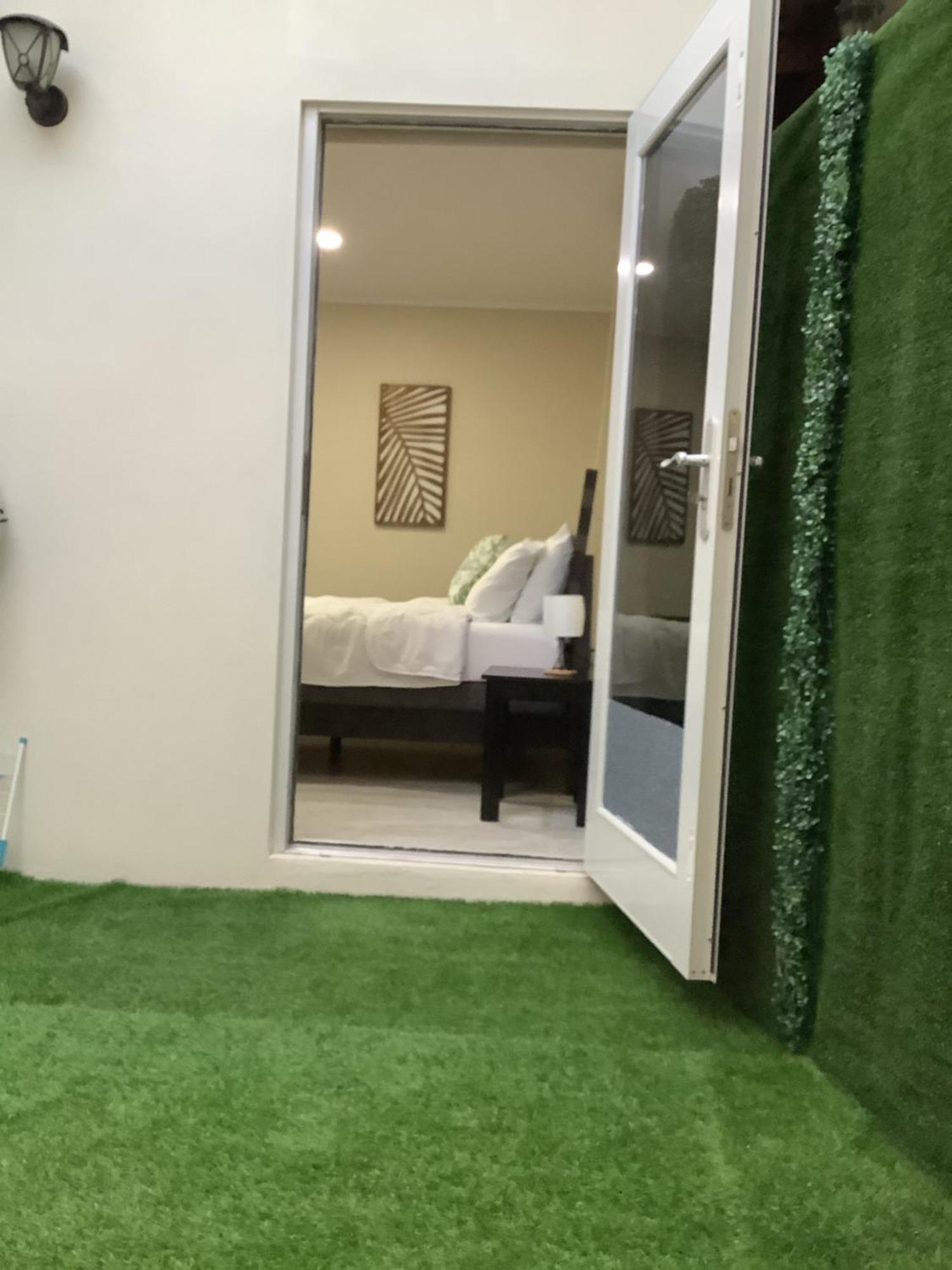 Cozy 1-Bedroom Apartment Minutes Away Drive To Mangel Halto Beach Savaneta Eksteriør bilde